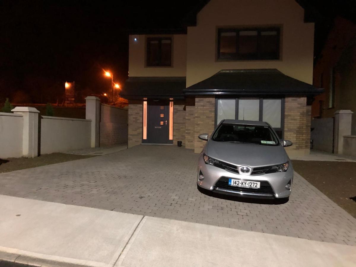 1 Luxurious Room In Family Home Killarney Exterior foto